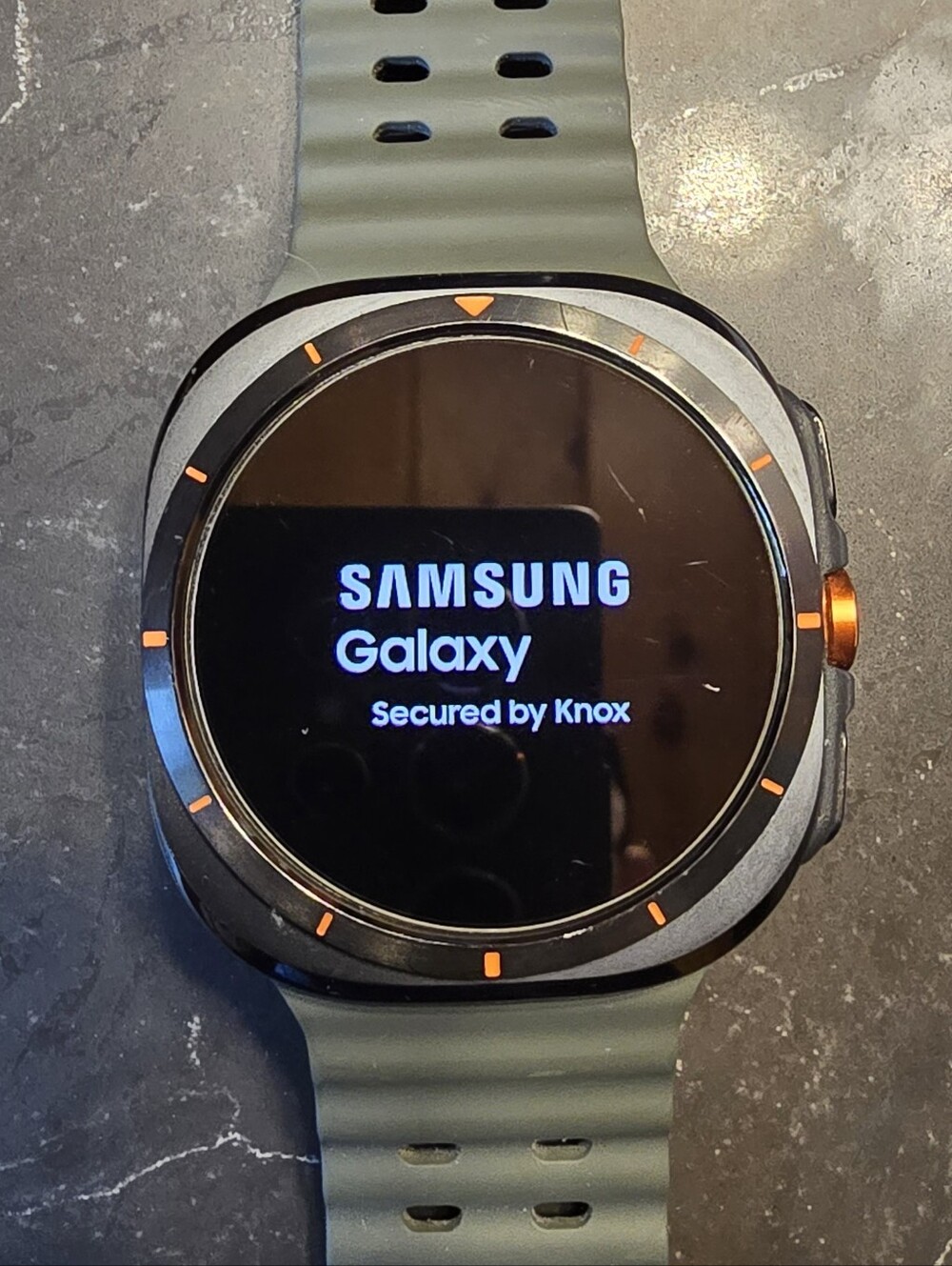 Samsung Galaxy Watch Ultra 47mm LTE Titanium Gray Smartwatch SM-L705U Excellent